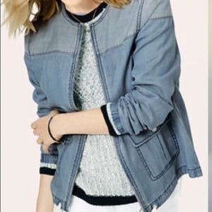 Lou & Grey Zipper-front Casual 2-tone denim jacket